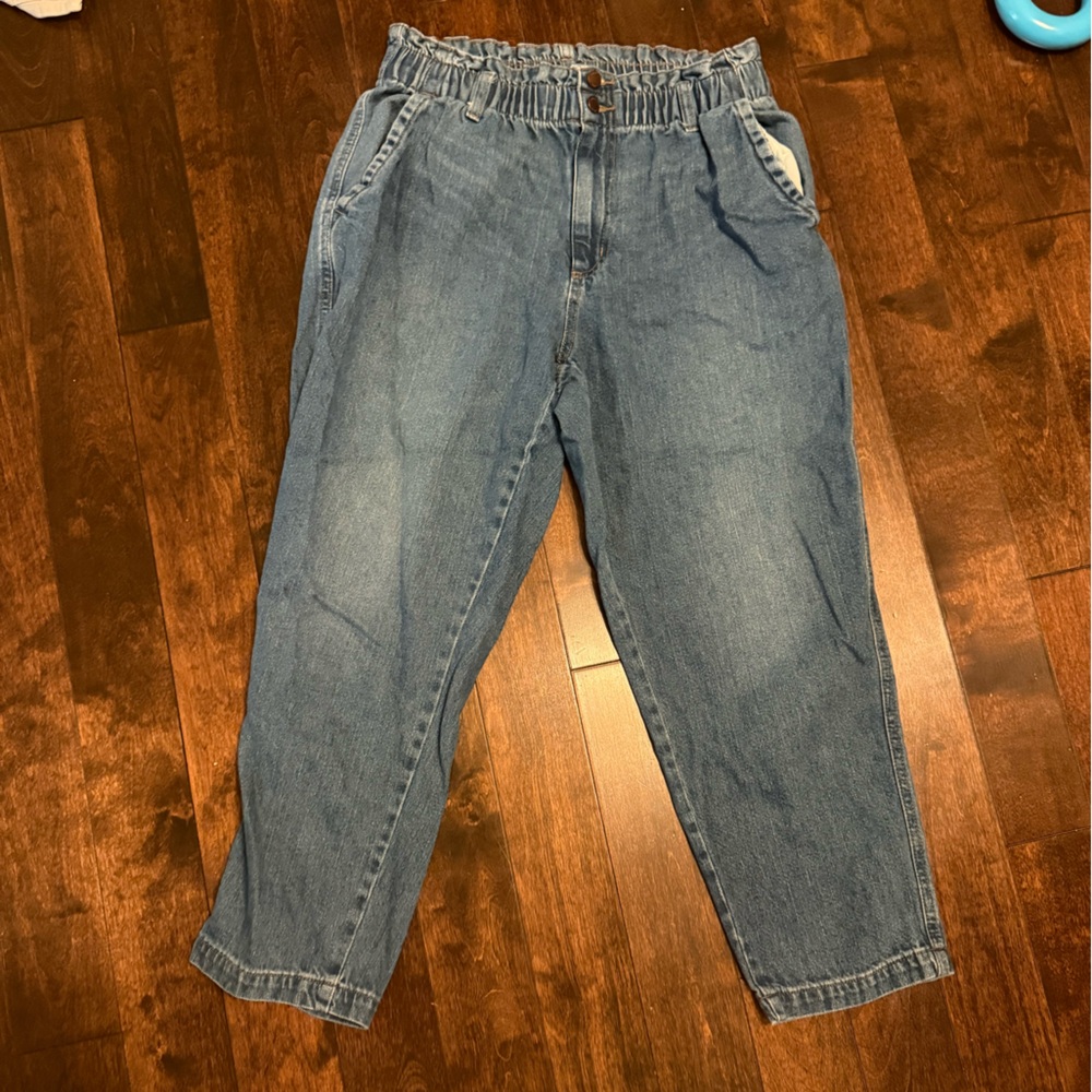 Universal Thread Relaxed Fit Denim Jeans